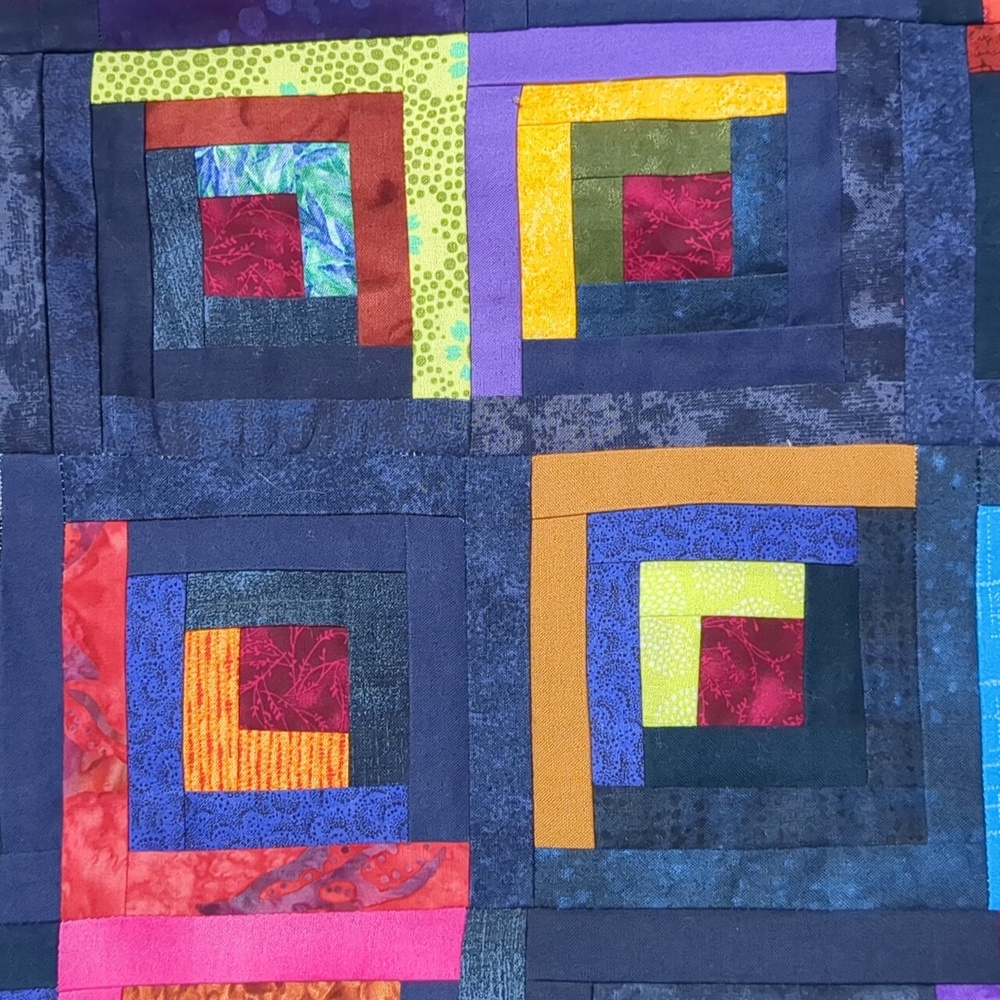 Log cabin pieced quilt top - Picture 10 of 16